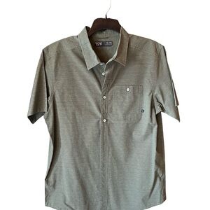 Short-Sleeve Olive Green Button-Up Shirt - Brand: